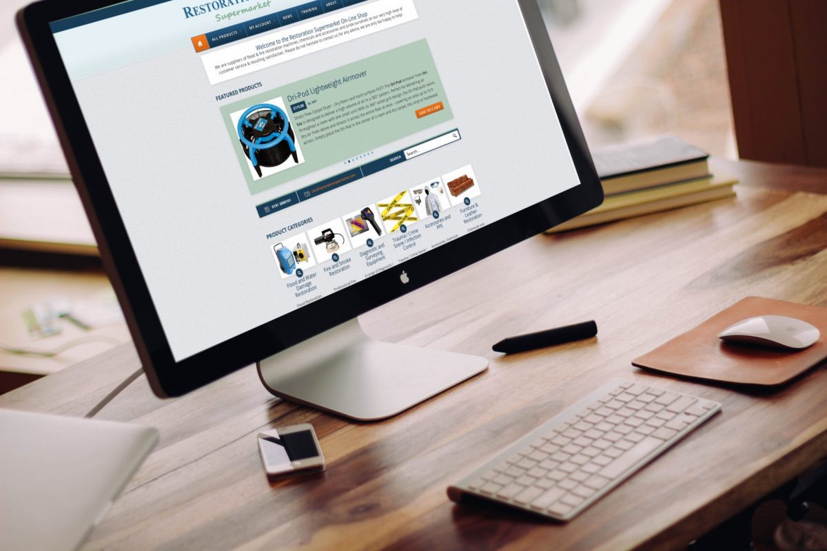 mockDrop Thunderbolt display on a table