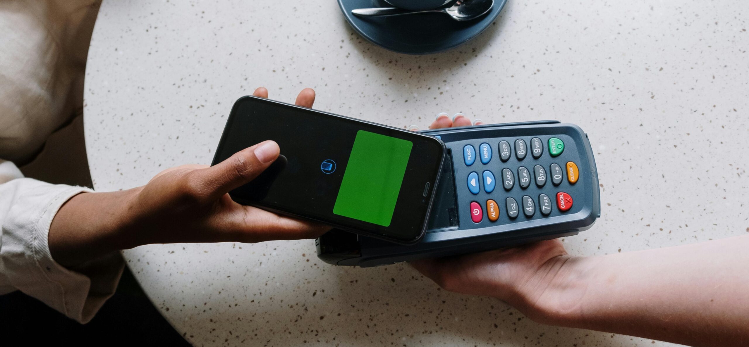 Eight benefits of using Apple Pay on your ecommerce website